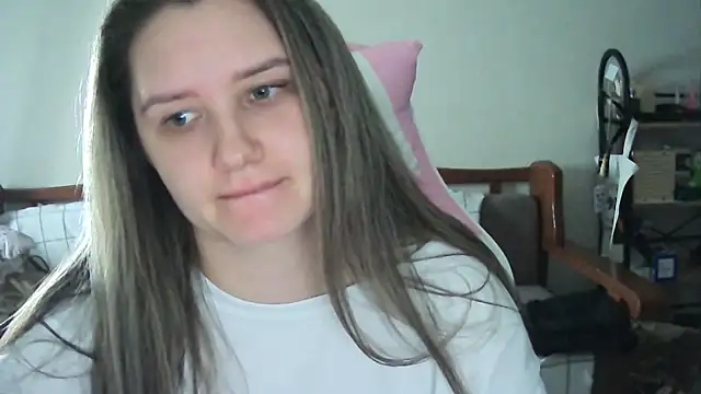 Caymira's cam snapshot