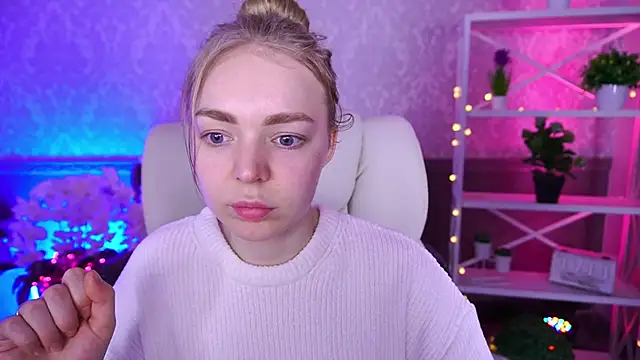 EmilySunshineS's cam snapshot