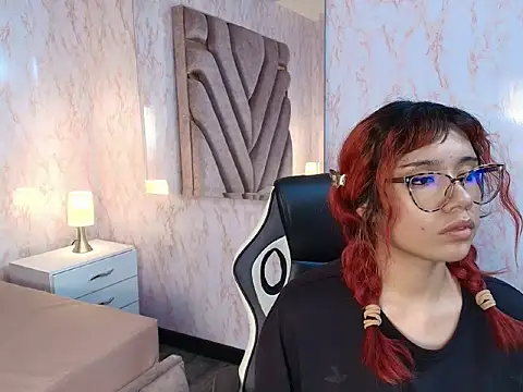 redd_pandaa's cam snapshot