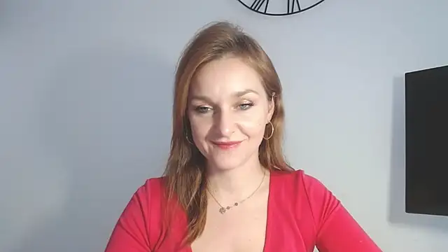 AliciaDesire's cam snapshot