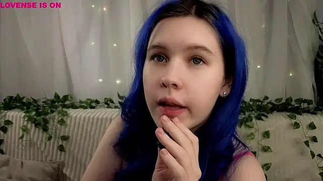 ElizSpieth's cam snapshot