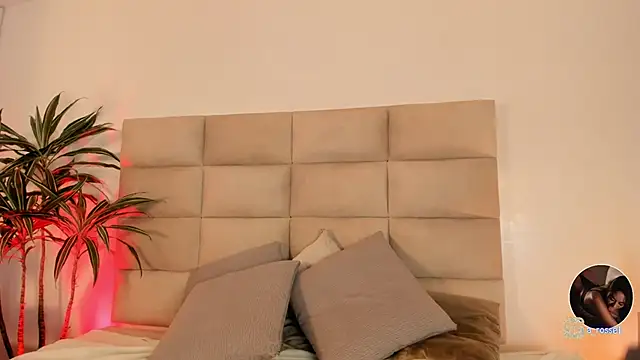 AngelyRosse1's cam snapshot