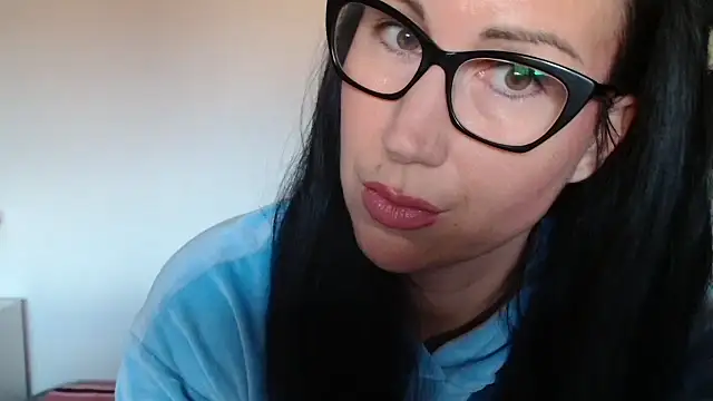 mayaamehecske2's cam snapshot