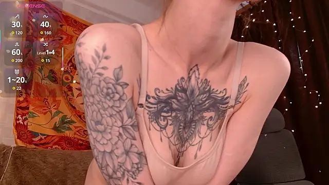 lolami_'s cam snapshot