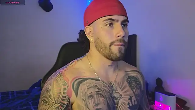 Ades_Lowe live sex cam