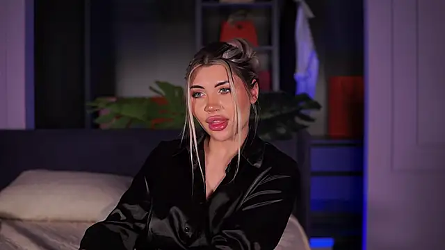 Monique_Celeste's cam snapshot