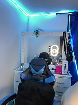 Luna_SofiaXX live sex cam