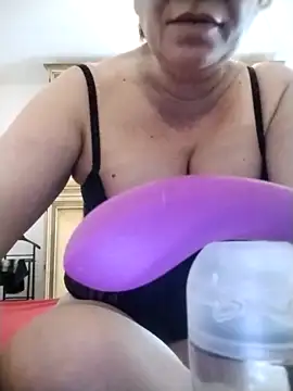 oxavector live sex cam