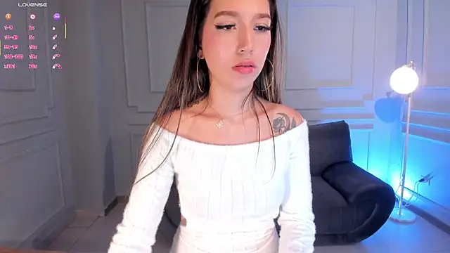 TaraLawrence's cam snapshot