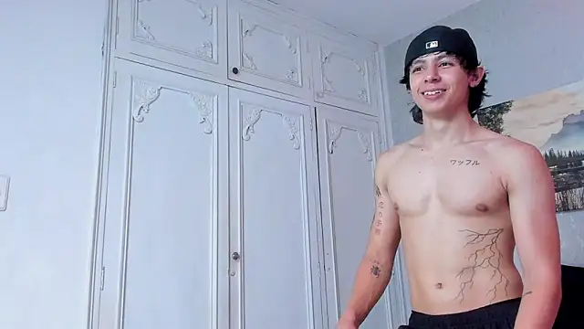 Tyler_durten's cam snapshot