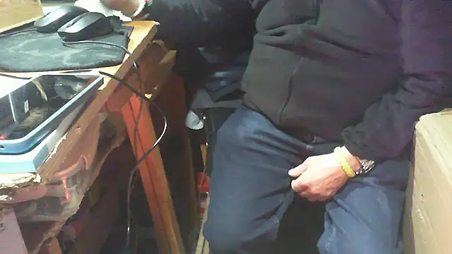 nonnomaturobisex's cam snapshot