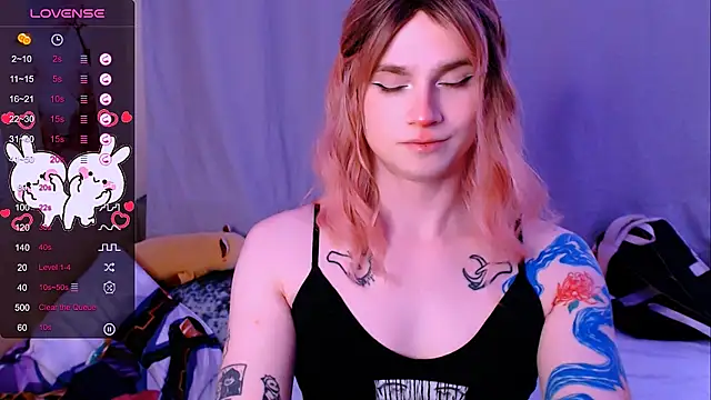 Alice_Hells live sex cam