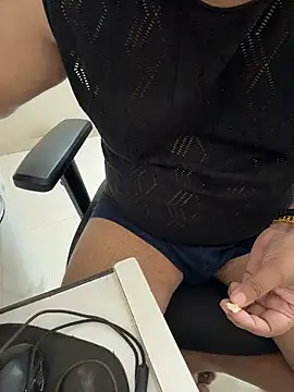 FlirtyxBoy live sex cam