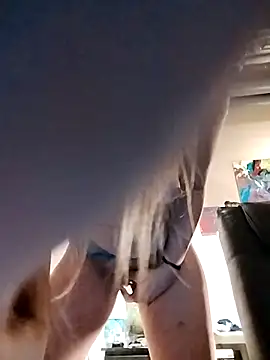 eatmeplease44's cam snapshot