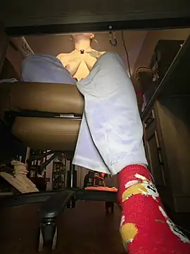 MarlaFknSinger's cam snapshot