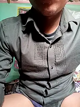 JOHN_IS_LIVE live sex cam