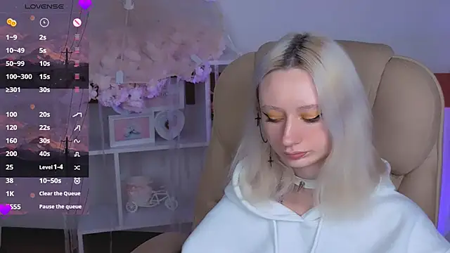 Katia_Kim live sex cam