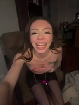 greedybratt live sex cam