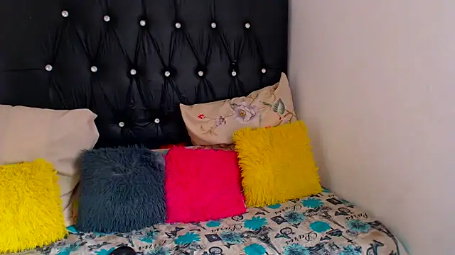 melanin_lizzy's cam snapshot