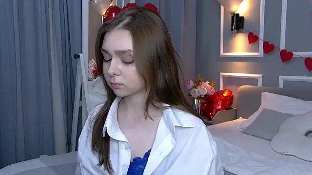 NatalieCroft live sex cam