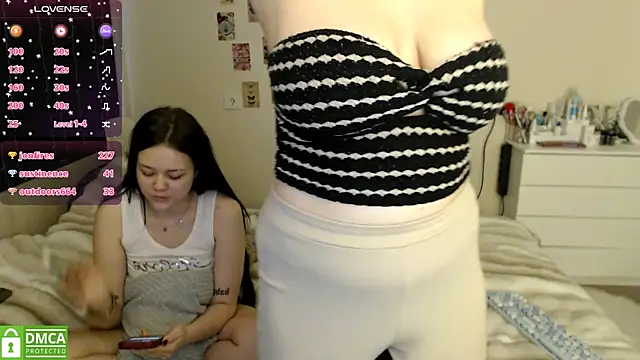 BettyandRich_ live sex cam