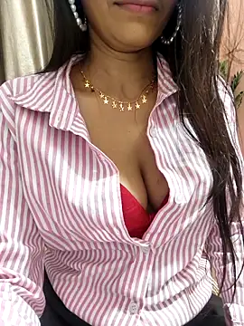 Shalu_G's cam snapshot