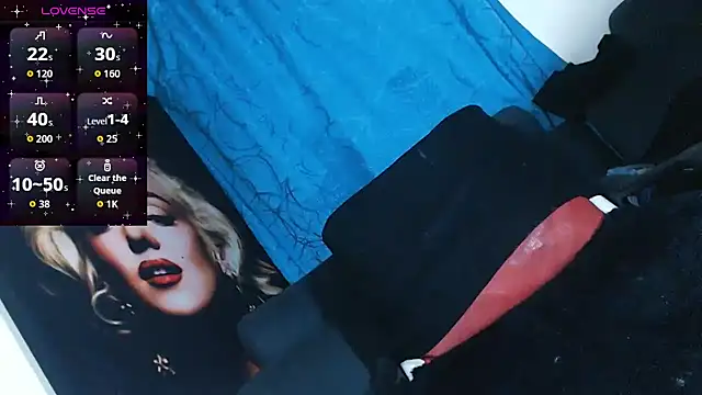 licy_blonde_hot live sex cam