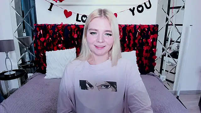 RuthBryant's cam snapshot