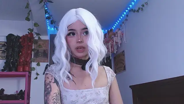 _mollycrystal live sex cam