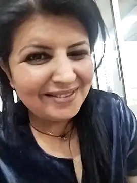 Jann_Riya333's cam snapshot