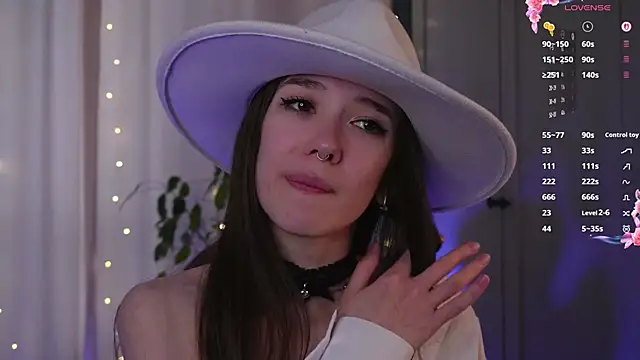 tinyanie's cam snapshot