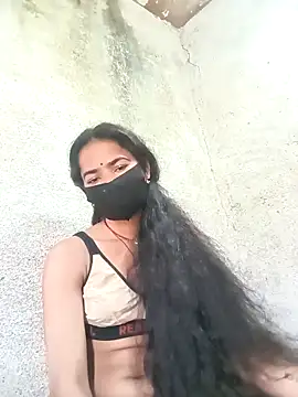 Sunali_Bendre's cam snapshot