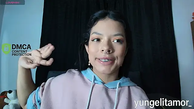 yungelitamor_ live sex cam