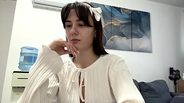 LilyMonson's cam snapshot