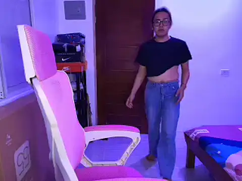 Your_PrettyGirlxxx live sex cam