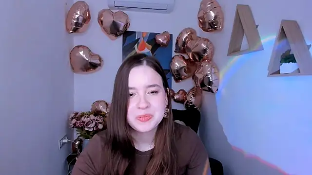 WishToBloom's cam snapshot