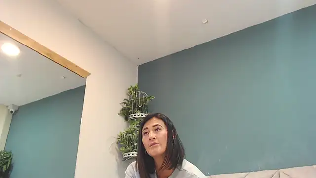 SharisWillian's cam snapshot