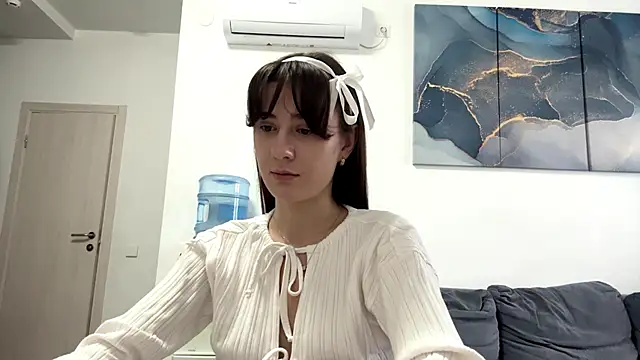 LilyMonson's cam snapshot