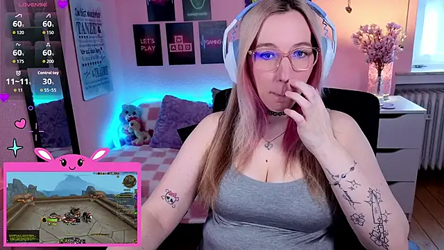 JustKerry's cam snapshot