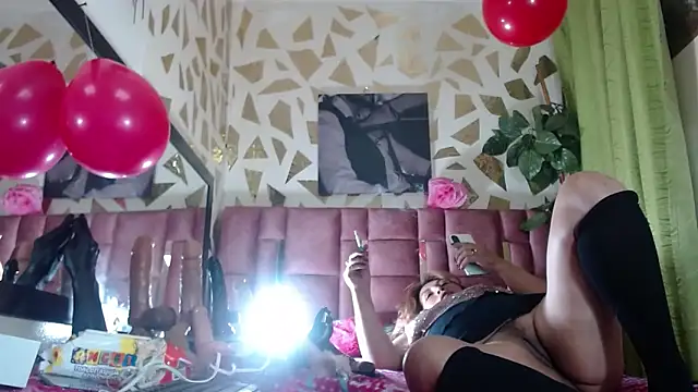 Kazsandraa's cam snapshot