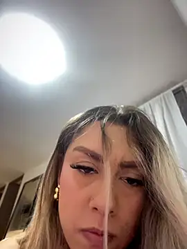 Im_sophiie's cam snapshot