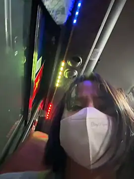 May-Squirt live sex cam