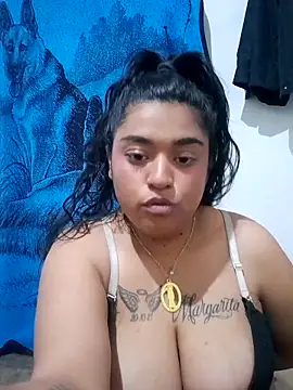 SamantaYguivanni live sex cam