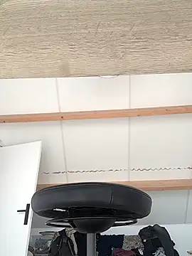 sissy_whore_mira's cam snapshot