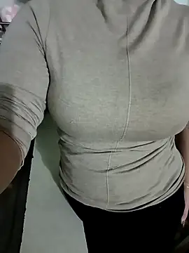 Emily-lonely's cam snapshot