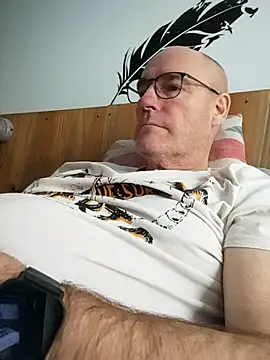 bogland33's cam snapshot