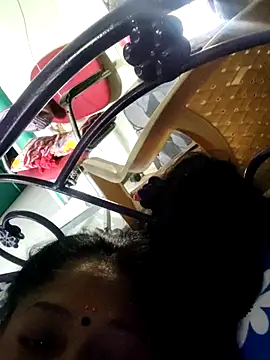 yamini1431 live sex cam