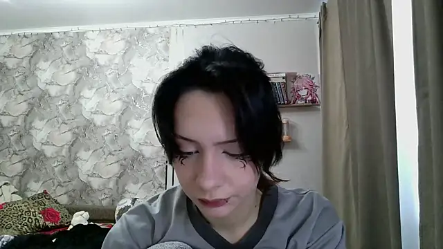 LxayBloom's cam snapshot