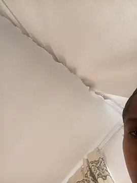 queen_lovely2's cam snapshot