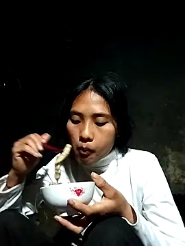 Hoa-tuylip's cam snapshot